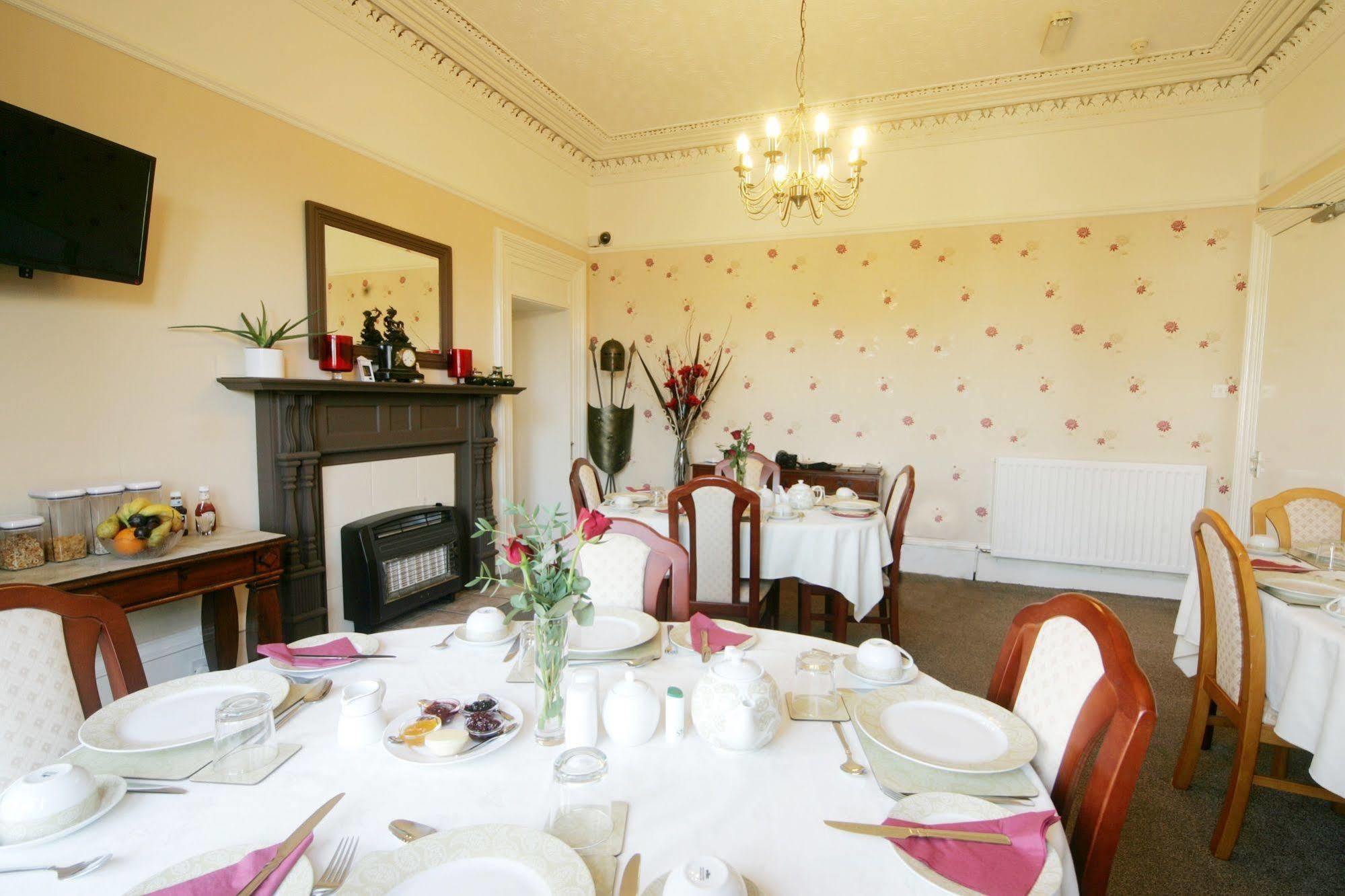 Dean Park Guest House Kilmarnock Dış mekan fotoğraf