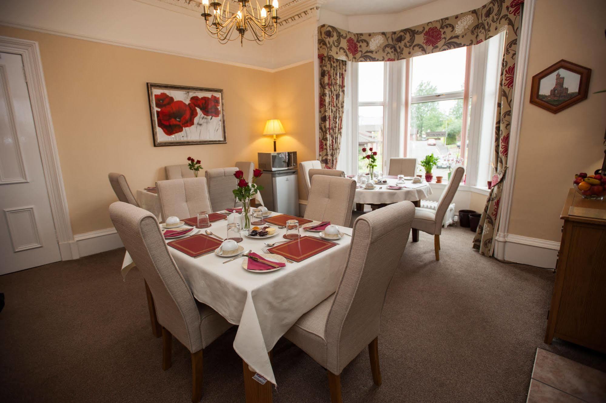 Dean Park Guest House Kilmarnock Dış mekan fotoğraf